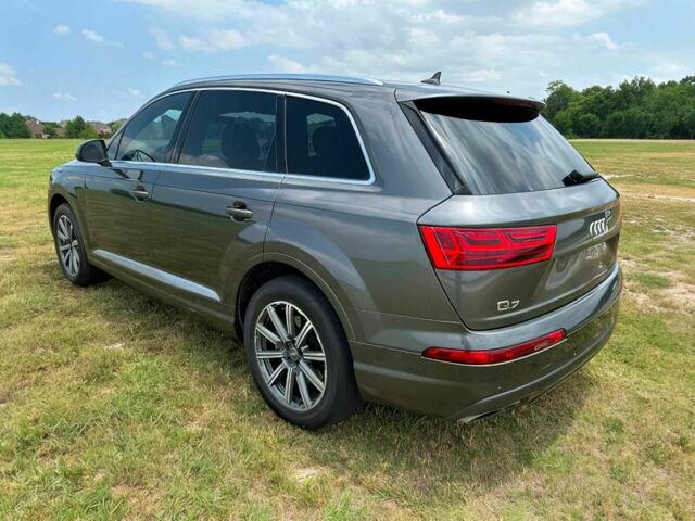 Сірий Ауді Ку 7, об'ємом двигуна 2 л та пробігом 48 тис. км за 16300 $, фото 6 на Automoto.ua