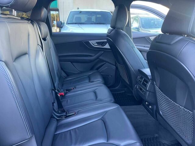 Серый Ауди Ку 7, объемом двигателя 2 л и пробегом 48 тыс. км за 15000 $, фото 12 на Automoto.ua