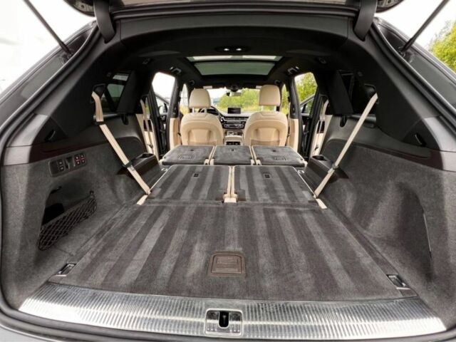 Сірий Ауді Ку 7, об'ємом двигуна 0 л та пробігом 90 тис. км за 17600 $, фото 14 на Automoto.ua