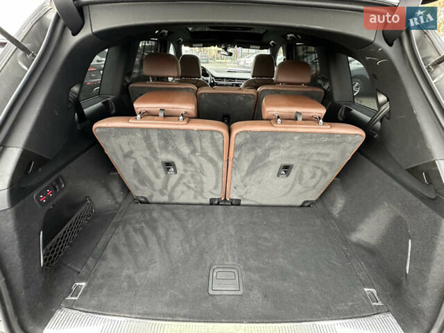 Ауди Ку 7 2019 в Луцке на Automoto.ua Серый Ауди Ку 7, объемом двигателя 3 л и пробегом 158 тыс. км за 23500 $, фото 26 на Automoto.ua