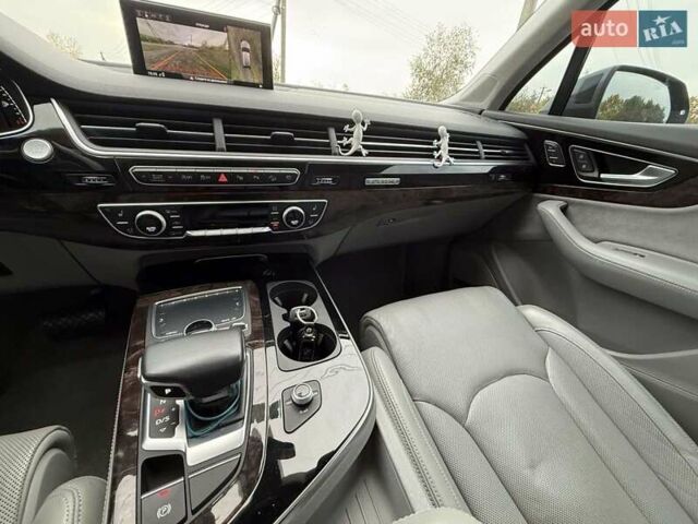 Сірий Ауді Ку 7, об'ємом двигуна 3 л та пробігом 81 тис. км за 37900 $, фото 25 на Automoto.ua