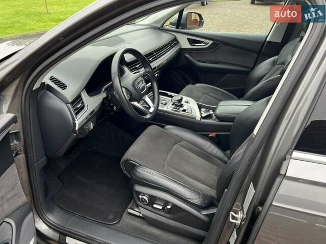 Серый Ауди Ку 7, объемом двигателя 2.97 л и пробегом 227 тыс. км за 44200 $, фото 21 на Automoto.ua