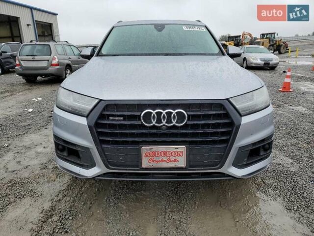 Сірий Ауді Ку 7, об'ємом двигуна 3 л та пробігом 113 тис. км за 11100 $, фото 4 на Automoto.ua