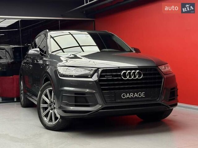 Ауди Ку 7 2019 в Киеве на Automoto.ua Серый Ауди Ку 7, объемом двигателя 3 л и пробегом 100 тыс. км за 48500 $, фото 9 на Automoto.ua