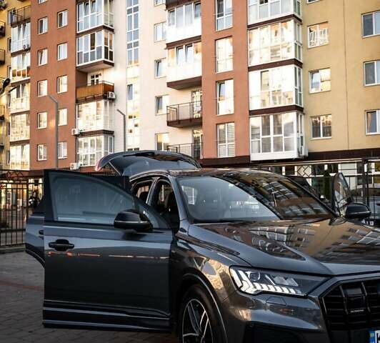 Серый Ауди Ку 7, объемом двигателя 2.97 л и пробегом 119 тыс. км за 55000 $, фото 16 на Automoto.ua