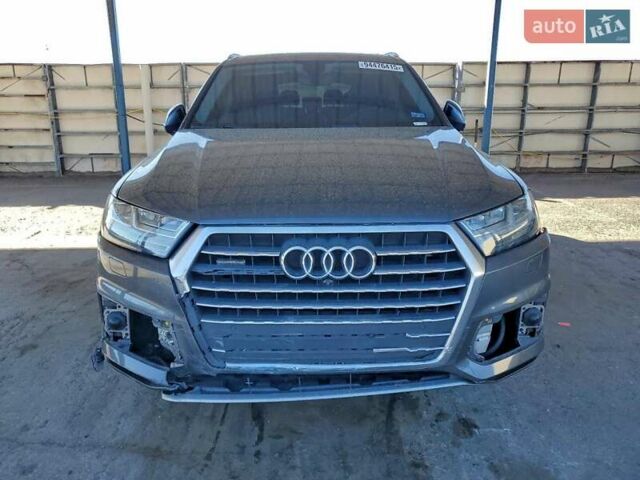 Серый Ауди Ку 7, объемом двигателя 3 л и пробегом 76 тыс. км за 8600 $, фото 4 на Automoto.ua