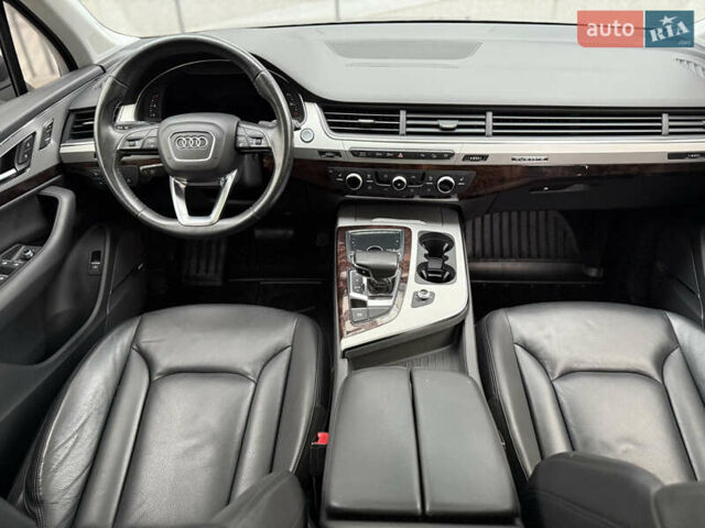 Ауді Ку 7 2019 у Белой Церкве на Automoto.ua Сірий Ауді Ку 7, об'ємом двигуна 2 л та пробігом 139 тис. км за 28999 $, фото 39 на Automoto.ua