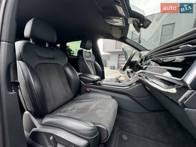 Серый Ауди Ку 7, объемом двигателя 3 л и пробегом 144 тыс. км за 57500 $, фото 61 на Automoto.ua