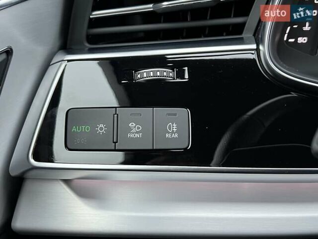 Серый Ауди Ку 7, объемом двигателя 2.97 л и пробегом 113 тыс. км за 54499 $, фото 12 на Automoto.ua