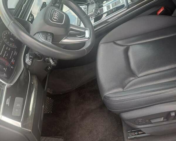 Серый Ауди Ку 7, объемом двигателя 3 л и пробегом 85 тыс. км за 49000 $, фото 27 на Automoto.ua