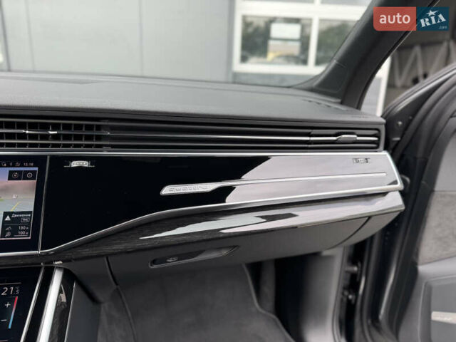 Серый Ауди Ку 7, объемом двигателя 3 л и пробегом 144 тыс. км за 57500 $, фото 72 на Automoto.ua