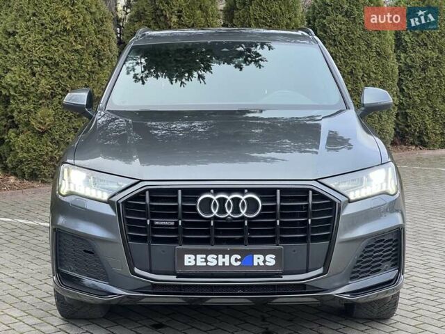 Серый Ауди Ку 7, объемом двигателя 2.97 л и пробегом 113 тыс. км за 54499 $, фото 1 на Automoto.ua