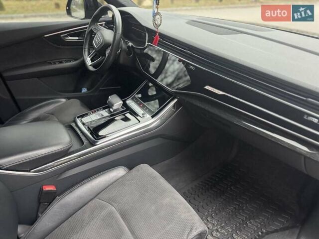 Серый Ауди Ку 7, объемом двигателя 3 л и пробегом 112 тыс. км за 65000 $, фото 24 на Automoto.ua