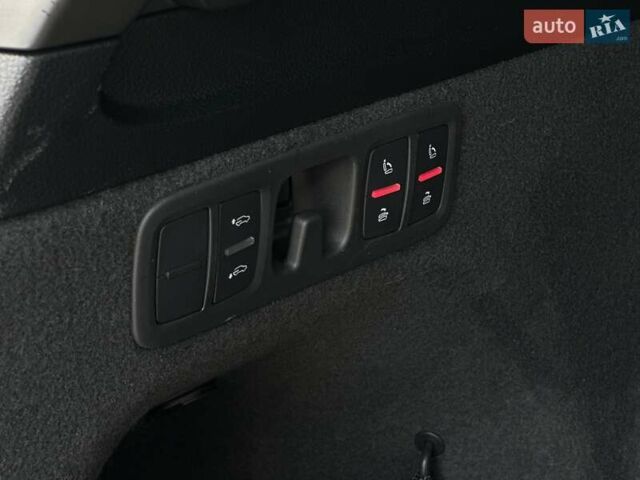 Серый Ауди Ку 7, объемом двигателя 3 л и пробегом 125 тыс. км за 49900 $, фото 20 на Automoto.ua