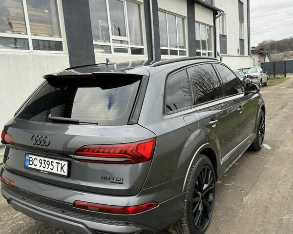 Серый Ауди Ку 7, объемом двигателя 3 л и пробегом 57 тыс. км за 60500 $, фото 3 на Automoto.ua