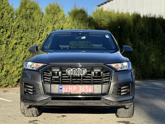 Серый Ауди Ку 7, объемом двигателя 3 л и пробегом 126 тыс. км за 39900 $, фото 1 на Automoto.ua