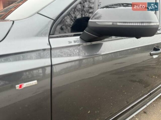 Серый Ауди Ку 7, объемом двигателя 3 л и пробегом 112 тыс. км за 65000 $, фото 9 на Automoto.ua