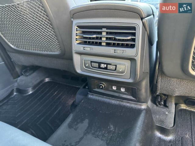 Сірий Ауді Ку 7, об'ємом двигуна 3 л та пробігом 126 тис. км за 39900 $, фото 6 на Automoto.ua