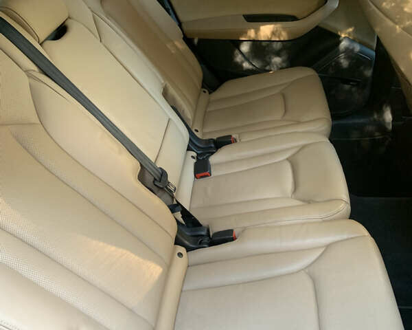 Серый Ауди Ку 7, объемом двигателя 3 л и пробегом 115 тыс. км за 57500 $, фото 40 на Automoto.ua