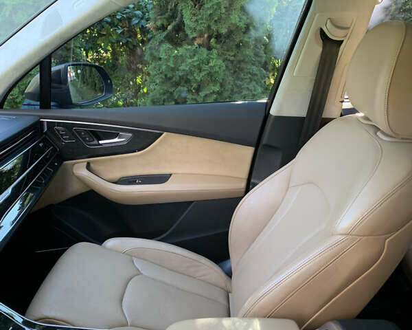 Серый Ауди Ку 7, объемом двигателя 3 л и пробегом 115 тыс. км за 57500 $, фото 26 на Automoto.ua