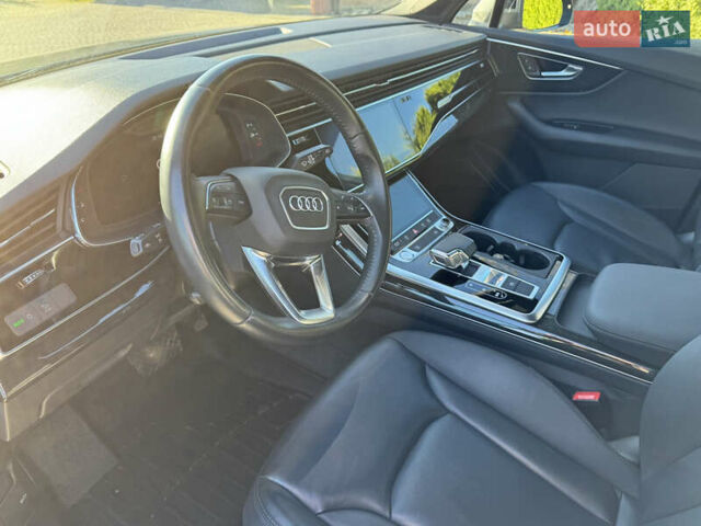 Сірий Ауді Ку 7, об'ємом двигуна 3 л та пробігом 126 тис. км за 39900 $, фото 11 на Automoto.ua