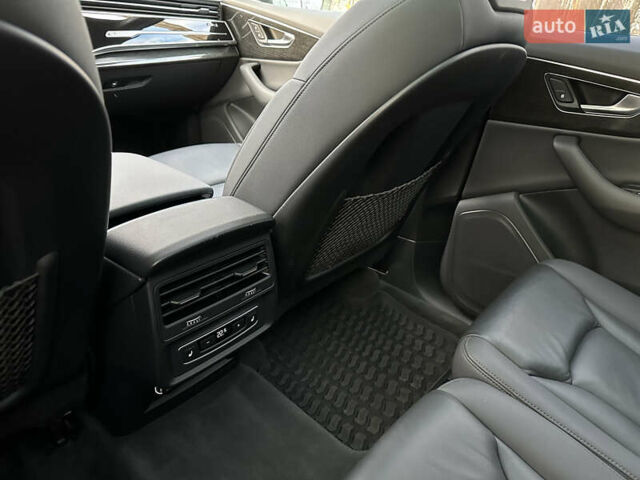 Серый Ауди Ку 7, объемом двигателя 1.98 л и пробегом 76 тыс. км за 44000 $, фото 19 на Automoto.ua