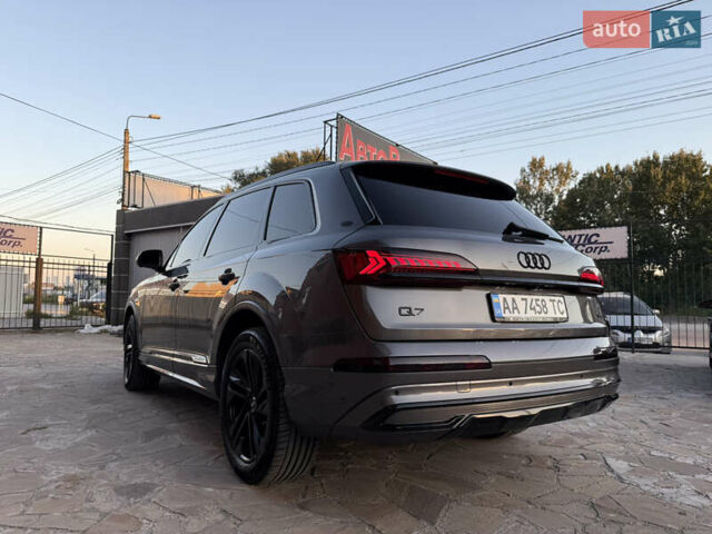 Сірий Ауді Ку 7, об'ємом двигуна 1.98 л та пробігом 75 тис. км за 51000 $, фото 5 на Automoto.ua
