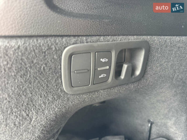 Серый Ауди Ку 7, объемом двигателя 3 л и пробегом 144 тыс. км за 57500 $, фото 69 на Automoto.ua