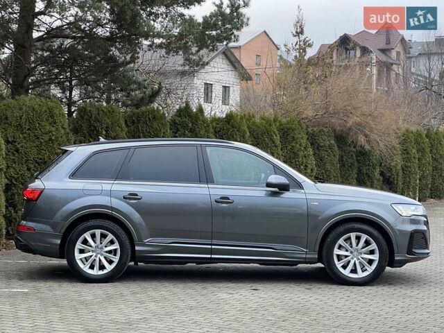 Серый Ауди Ку 7, объемом двигателя 2.97 л и пробегом 113 тыс. км за 54499 $, фото 3 на Automoto.ua