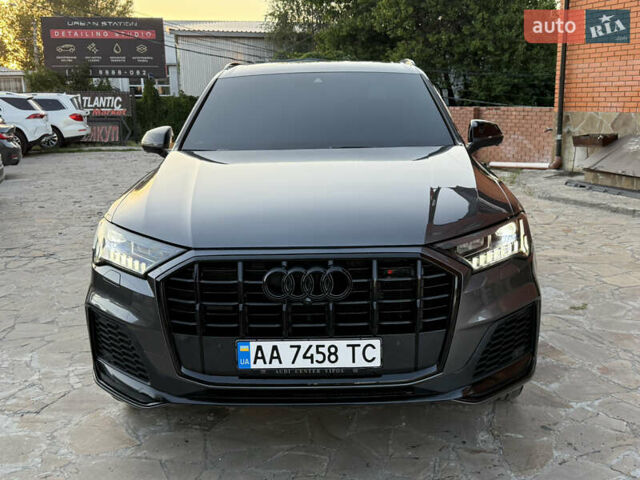 Сірий Ауді Ку 7, об'ємом двигуна 1.98 л та пробігом 75 тис. км за 51000 $, фото 2 на Automoto.ua