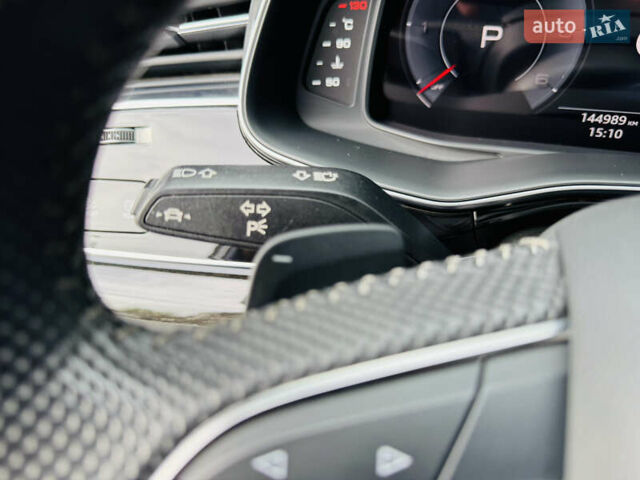 Серый Ауди Ку 7, объемом двигателя 3 л и пробегом 144 тыс. км за 57500 $, фото 39 на Automoto.ua