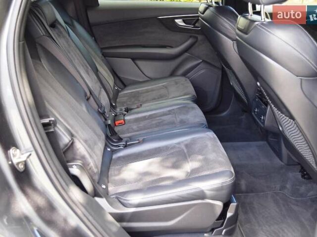 Серый Ауди Ку 7, объемом двигателя 2.97 л и пробегом 147 тыс. км за 54900 $, фото 53 на Automoto.ua