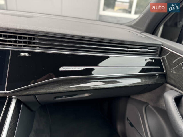 Серый Ауди Ку 7, объемом двигателя 3 л и пробегом 144 тыс. км за 57500 $, фото 35 на Automoto.ua