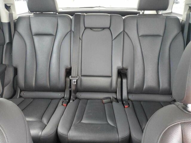 Серый Ауди Ку 7, объемом двигателя 3 л и пробегом 135 тыс. км за 36000 $, фото 9 на Automoto.ua