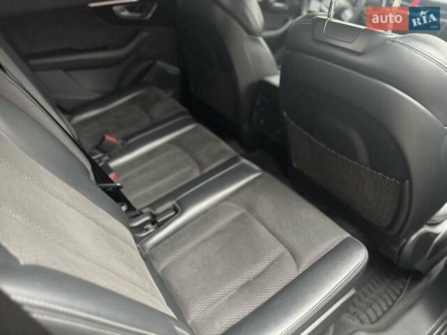 Серый Ауди Ку 7, объемом двигателя 3 л и пробегом 112 тыс. км за 65000 $, фото 28 на Automoto.ua