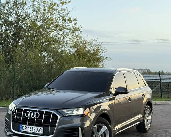 Сірий Ауді Ку 7, об'ємом двигуна 2 л та пробігом 98 тис. км за 39900 $, фото 6 на Automoto.ua