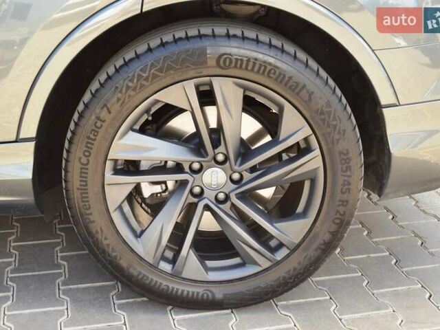 Серый Ауди Ку 7, объемом двигателя 2.97 л и пробегом 147 тыс. км за 54900 $, фото 22 на Automoto.ua