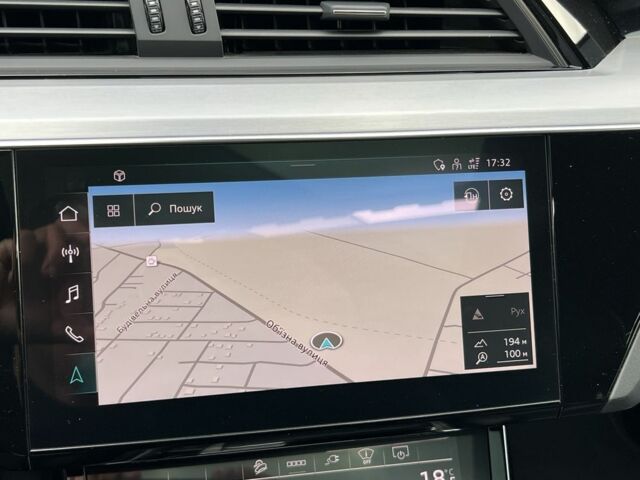 Ауди Ку 7 2021 в Луцке на Automoto.ua Серый Ауди Ку 7, объемом двигателя 0 л и пробегом 125 тыс. км за 34999 $, фото 14 на Automoto.ua