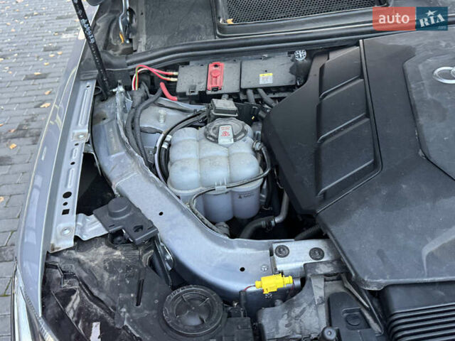 Серый Ауди Ку 7, объемом двигателя 3 л и пробегом 118 тыс. км за 55000 $, фото 74 на Automoto.ua