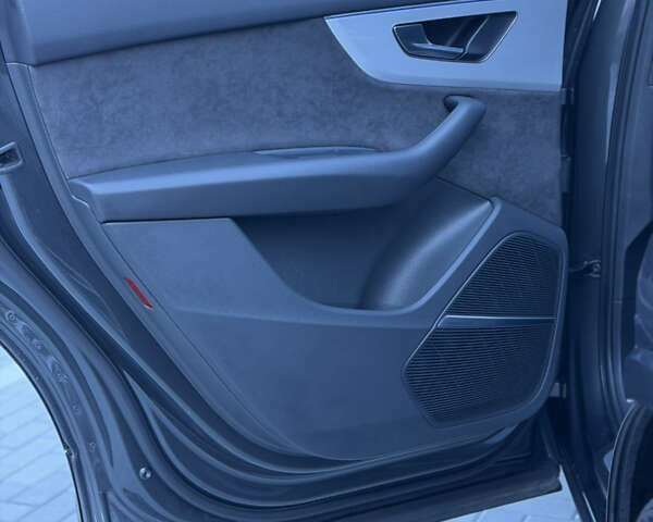 Сірий Ауді Ку 7, об'ємом двигуна 2.97 л та пробігом 135 тис. км за 67500 $, фото 40 на Automoto.ua