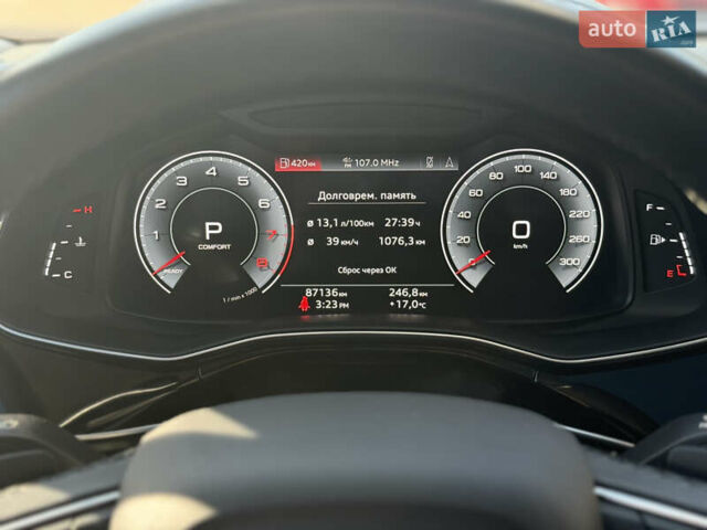 Серый Ауди Ку 7, объемом двигателя 1.98 л и пробегом 80 тыс. км за 39000 $, фото 12 на Automoto.ua