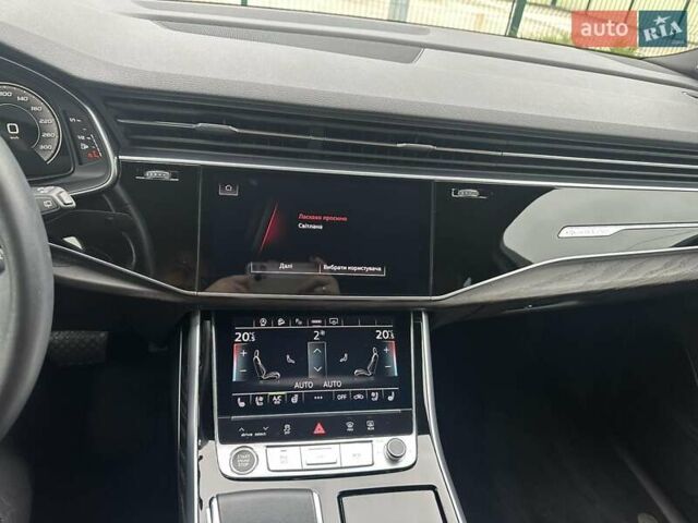 Серый Ауди Ку 7, объемом двигателя 2.97 л и пробегом 31 тыс. км за 76500 $, фото 7 на Automoto.ua