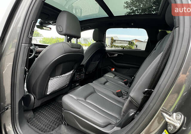 Сірий Ауді Ку 7, об'ємом двигуна 3 л та пробігом 55 тис. км за 54999 $, фото 24 на Automoto.ua