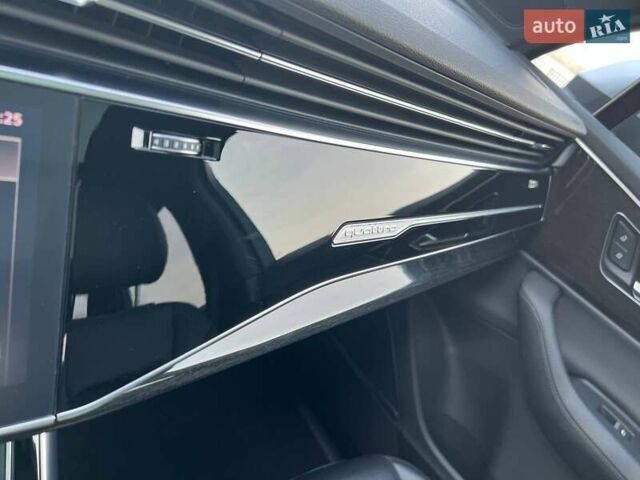 Серый Ауди Ку 7, объемом двигателя 3 л и пробегом 60 тыс. км за 49000 $, фото 38 на Automoto.ua