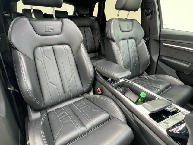 Ауди Ку 7 2021 в Луцке на Automoto.ua Серый Ауди Ку 7, объемом двигателя 0 л и пробегом 125 тыс. км за 34999 $, фото 15 на Automoto.ua