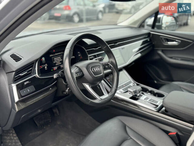 Серый Ауди Ку 7, объемом двигателя 3 л и пробегом 119 тыс. км за 52000 $, фото 13 на Automoto.ua
