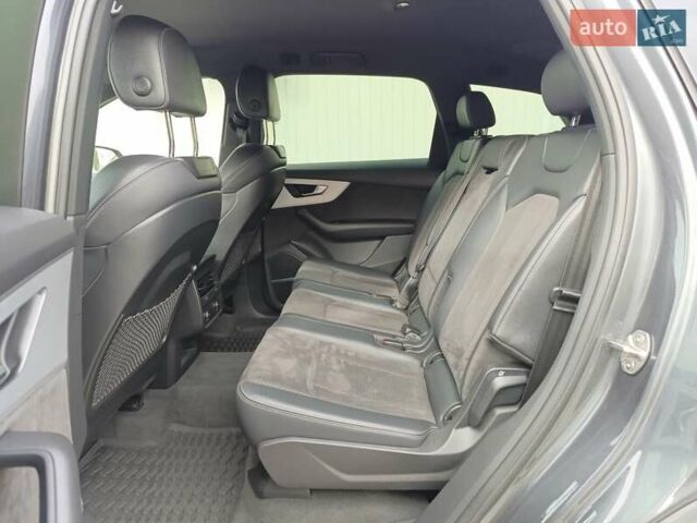 Ауді Ку 7 2021 у Кременчуге на Automoto.ua Сірий Ауді Ку 7, об'ємом двигуна 2.97 л та пробігом 165 тис. км за 62000 $, фото 22 на Automoto.ua