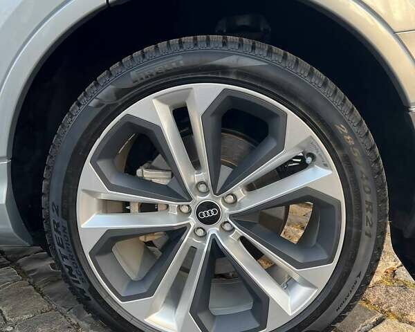 Серый Ауди Ку 7, объемом двигателя 3 л и пробегом 60 тыс. км за 49000 $, фото 85 на Automoto.ua