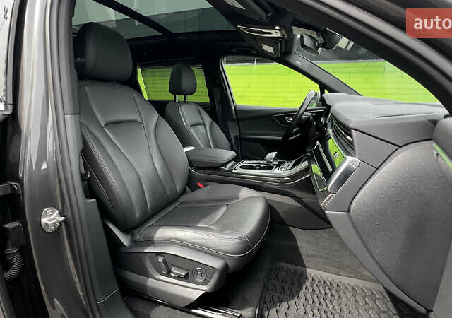 Сірий Ауді Ку 7, об'ємом двигуна 3 л та пробігом 55 тис. км за 54999 $, фото 35 на Automoto.ua