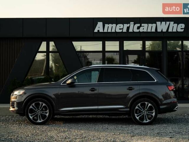 Сірий Ауді Ку 7, об'ємом двигуна 3 л та пробігом 15 тис. км за 47900 $, фото 3 на Automoto.ua